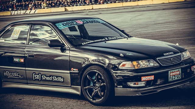 何在压力下 何在压力下